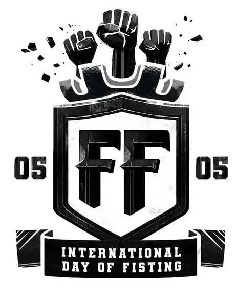 Logo für den Internationalen Tag des Fistings mit erhobenen Fäusten und dem Text 'International Day of Fisting'.